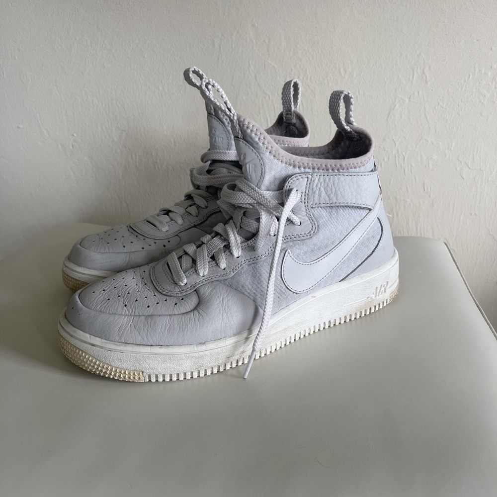 Nike Air Force High Tops in white